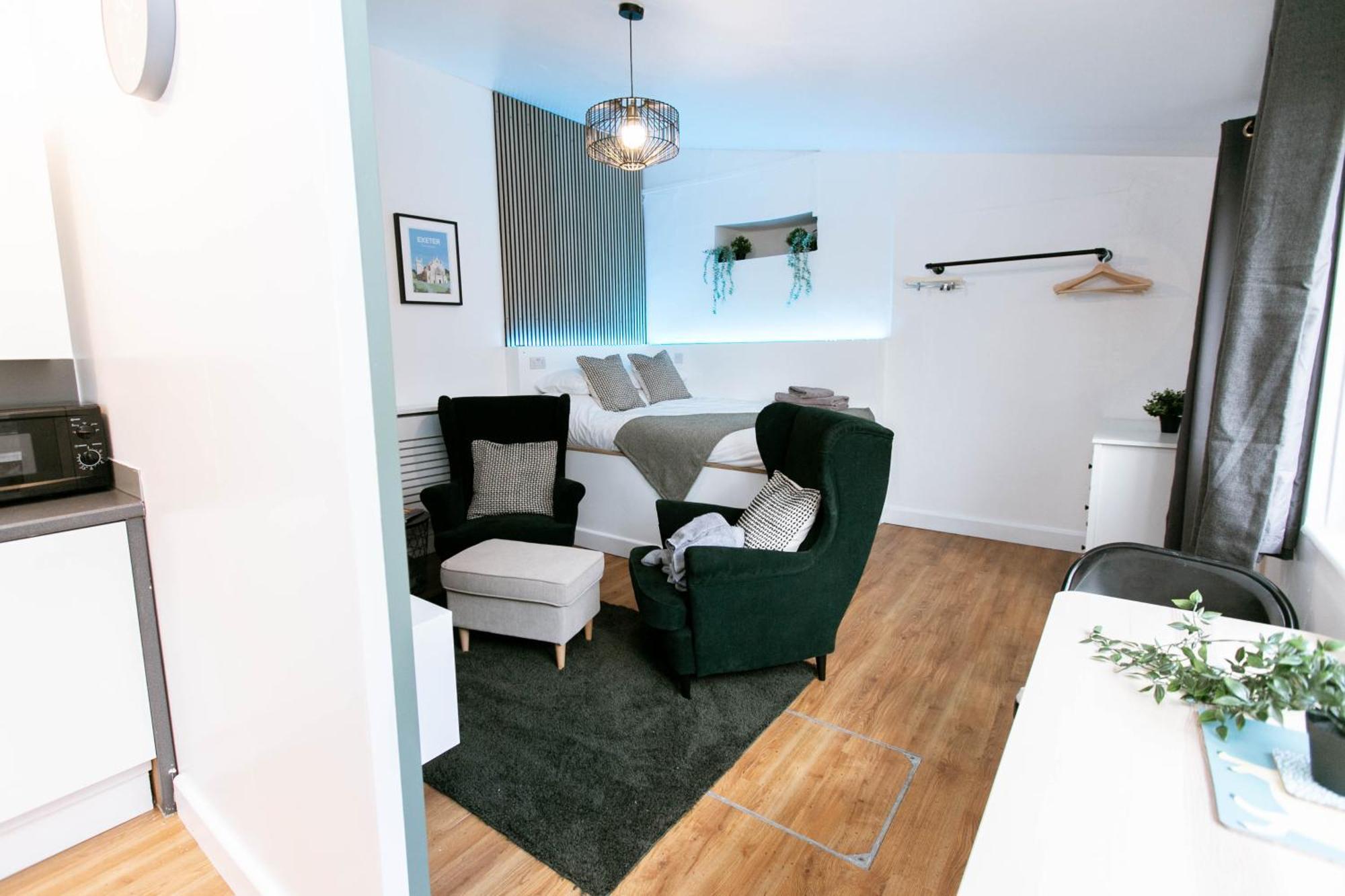 Apartment Smart Modern With Free Parking, Wifi, Close To Town, Hospital, Uni, Quiet Area, Contact For Prices Exeter